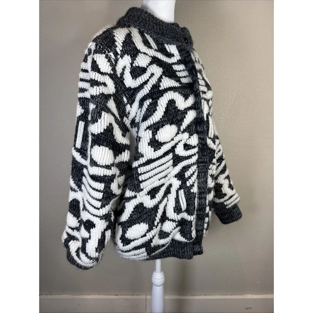 CSL Sweater Jacket‎ L Vintage Black Gray Textured 3d  80s 90s Ski Heavy Abstract